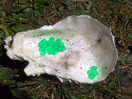 Bright green florescent steelhead spinner beads