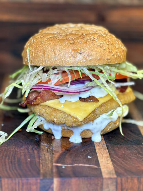 Hebo Deli homemade Classic Bacon Cheeseburger