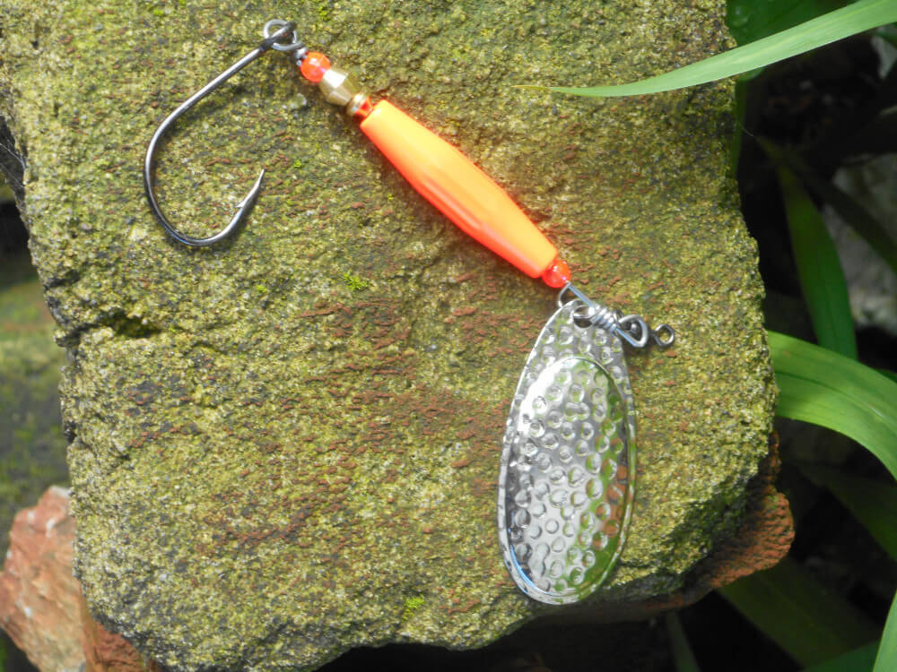 Weighted salmon or steelhead orange-bodied spinner